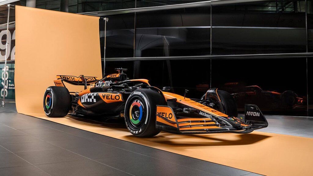 McLaren MCL38