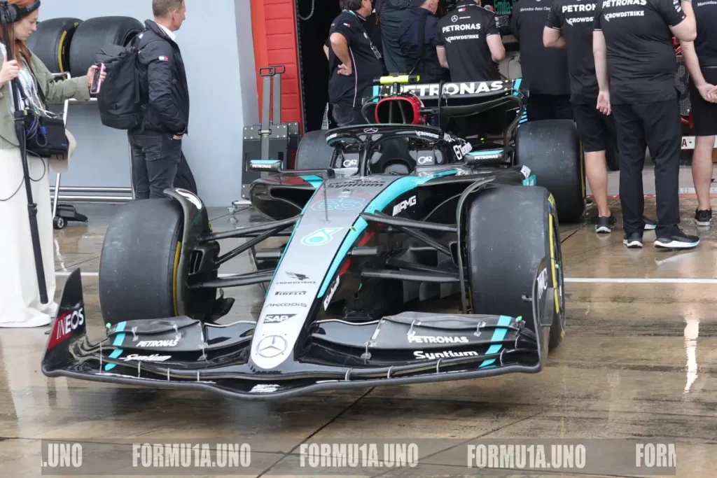 Mercedes W15 - Imola