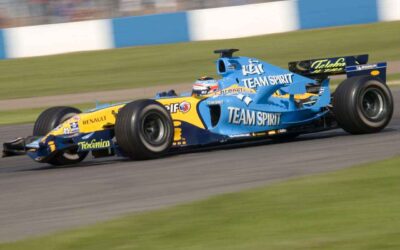 Alonso sulla Renault 2005 più veloce delle F1 2020