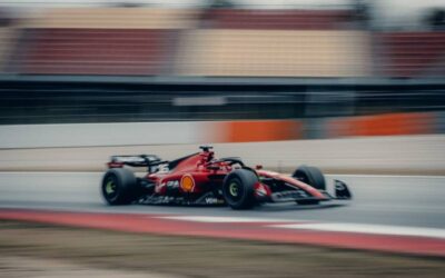 Test Pirelli: Leclerc e Sainz in pista con la SF-23 e la F1-75
